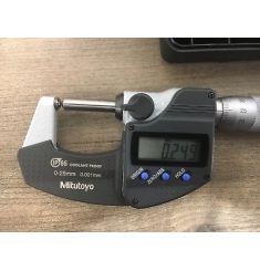 PANME ĐIỆN TỬ ĐO CHIỀU DÀY ỐNG MITUTOYO 395-271-30