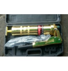 DỤNG CỤ BƠM MỠ DẦU KHÍ NÉN CẦM TAY KOORFLCO SG-217 900CC